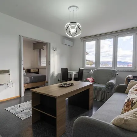 Sun Apartman Airport Apartment *